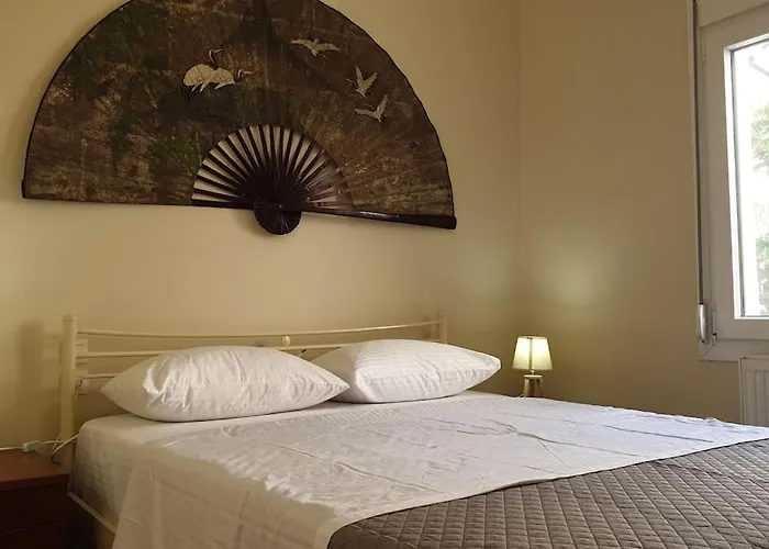 House Amongst Волос