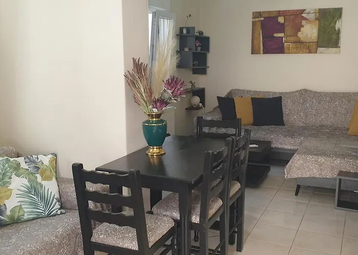 Апартаменты House Amongst *