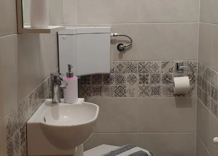 Апартаменты House Amongst *