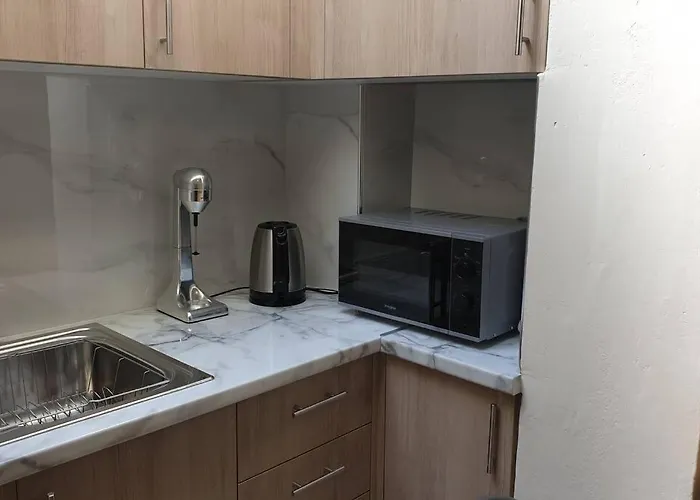 Апартаменты House Amongst Волос